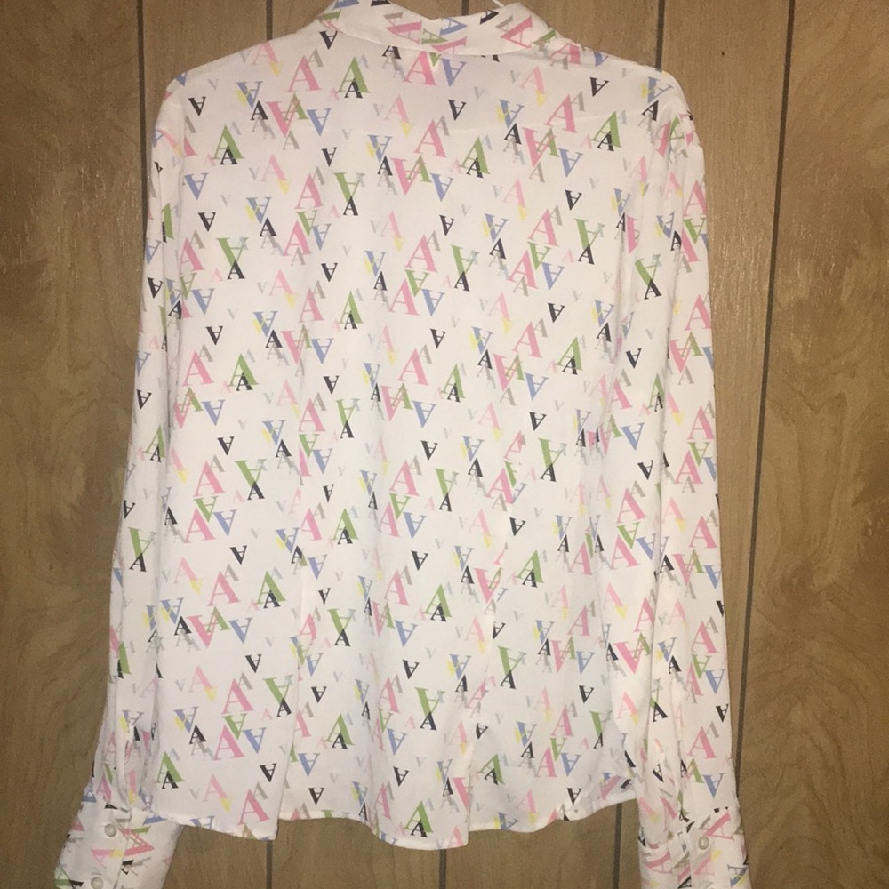 A/Line Button down blouse - Picture 2 of 2